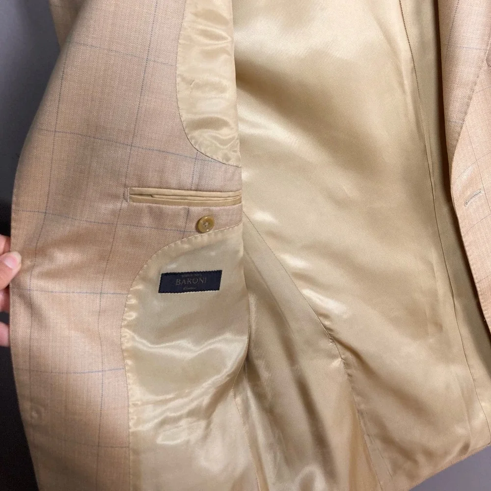 Baroni‎ Couture Sport Coat  Size 38R Tan Camel Plaid Wool Blazer light neutrals